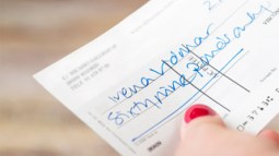 Me han dado un cheque sin fondos. ¿Qué hago?