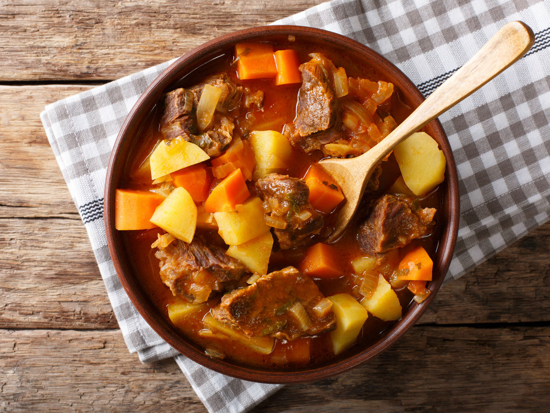 Guisos con patatas para chuparte los dedos