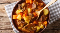 Guisos con patatas para chuparte los dedos