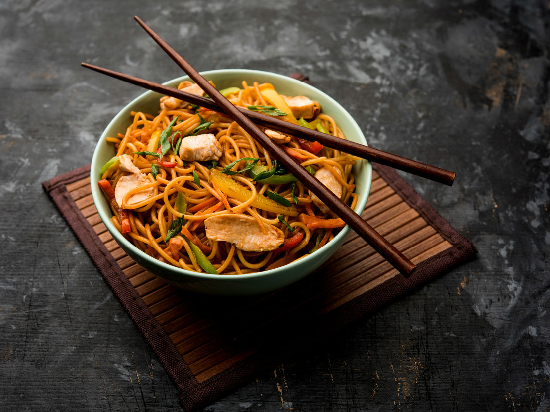Recetas con fideos chinos que te encantarán