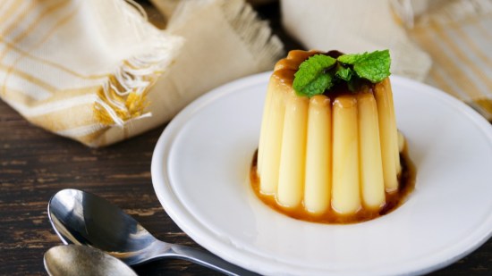 flan casero en plato