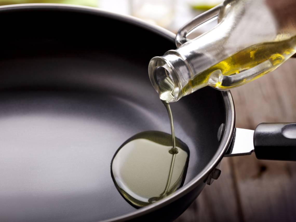 Cómo saber si el aceite está caliente para freír