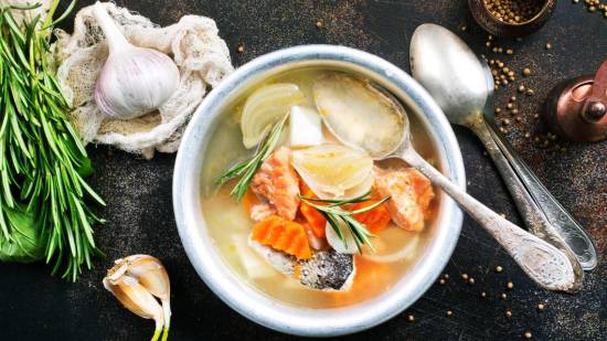 Sopa de pescado y marisco