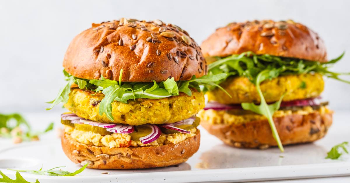 Trucos para comer hamburguesa y no engordar