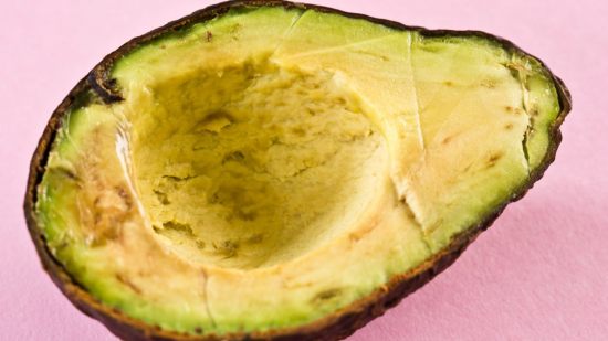 Cómo evitar que el aguacate y otros alimentos se oscurezcan