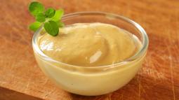 Cómo hacer salsa de mostaza, mayonesa y miel, ideal para piadinas