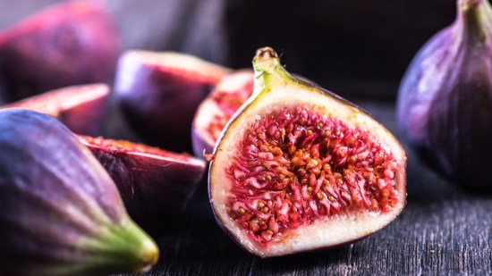 ¿De dónde viene la expresión 'de higos a brevas'?