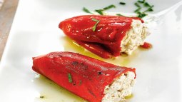 Pimientos rellenos de atún