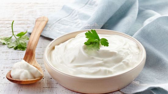 Cómo hacer crema agria