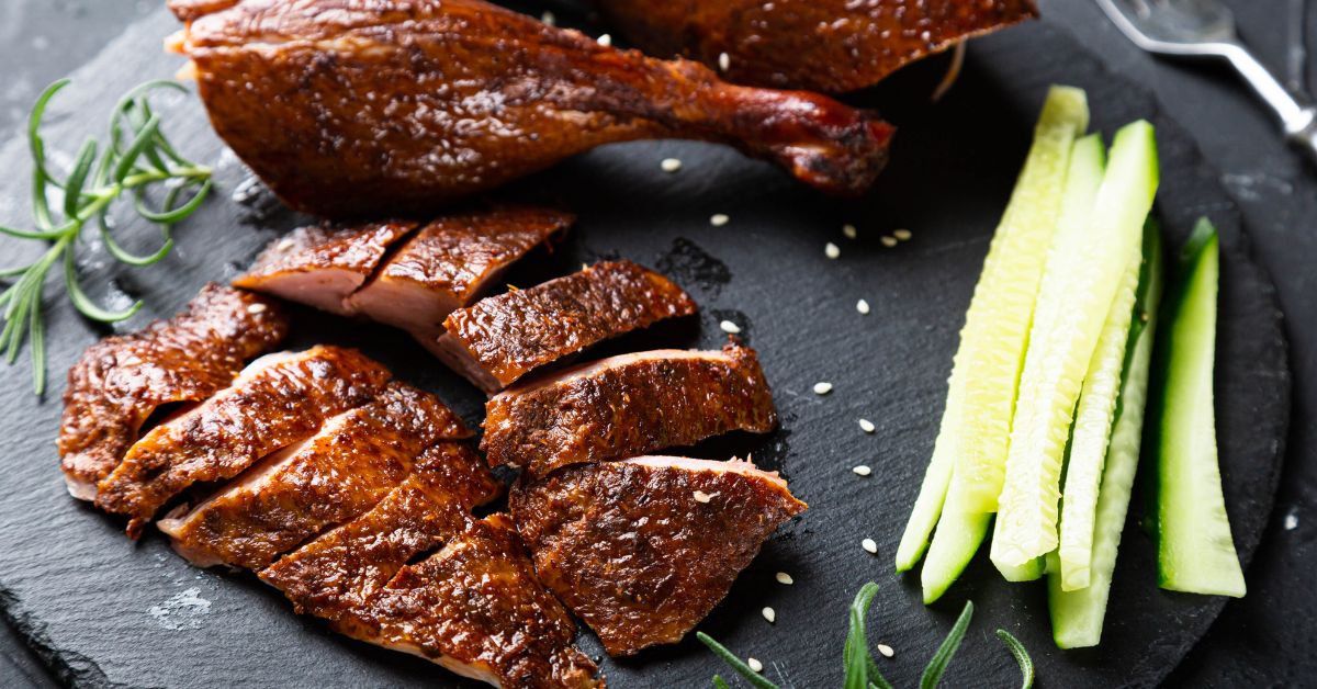 Cómo hacer un tradicional pato asado chino