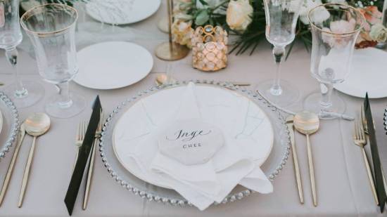 8 curiosidades que no conoces sobre el protocolo de los cubiertos en la mesa