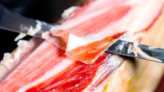 Puntitos blancos en el jamón serrano