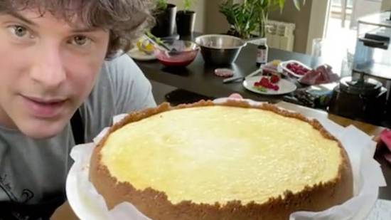 Asi es la New York Cheesecake sin gluten de Jordi Cruz