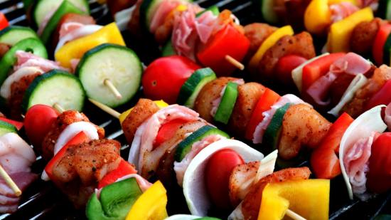 Brochetas de verduras a la barbacoa