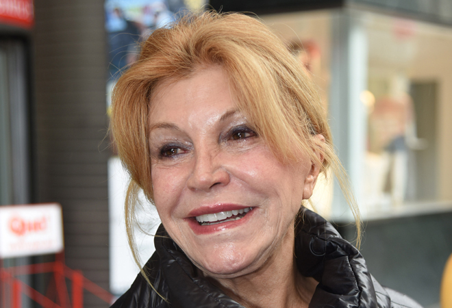 Tita Cervera habla de la comunión secreta de sus hijas