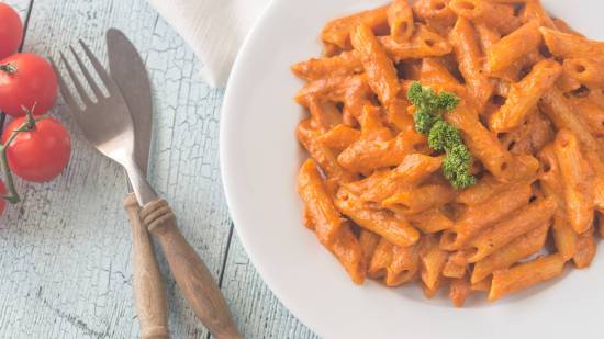 Pasta cremosa con pimientos asados, la receta más fácil y deliciosa de Jordi Cruz