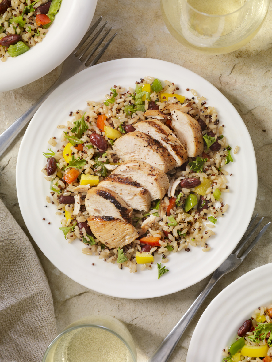 Arroz integral con pollo y verduritas