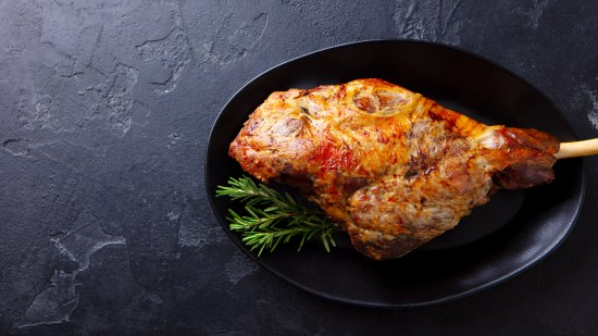 Pierna de cordero asada