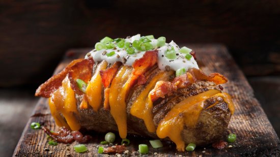 Patatas al horno con salsa holandesa