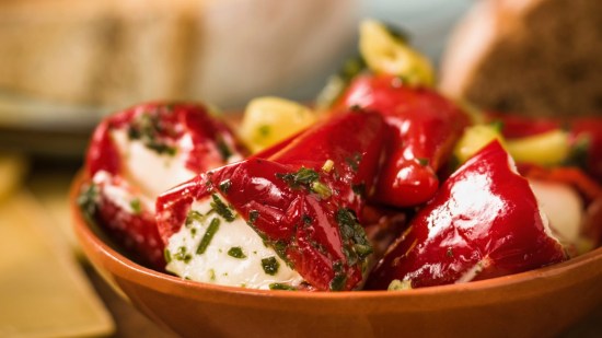 La receta de pimientos rellenos que harás en un santiamén