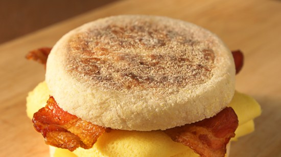 Sándwich de huevo y queso