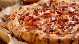 La pizza vegana de barbacoa que sorprenderá a los amantes de la receta tradicional