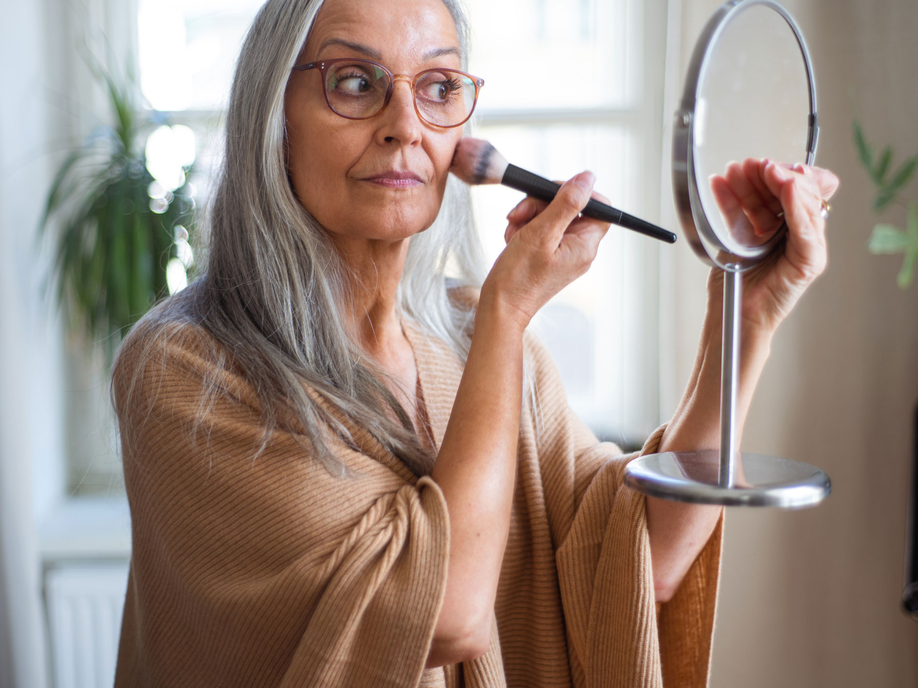 Trucos de maquillaje que quitan años