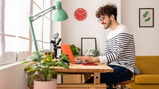 Orden en casa: cómo crear un buen espacio de trabajo según expertos