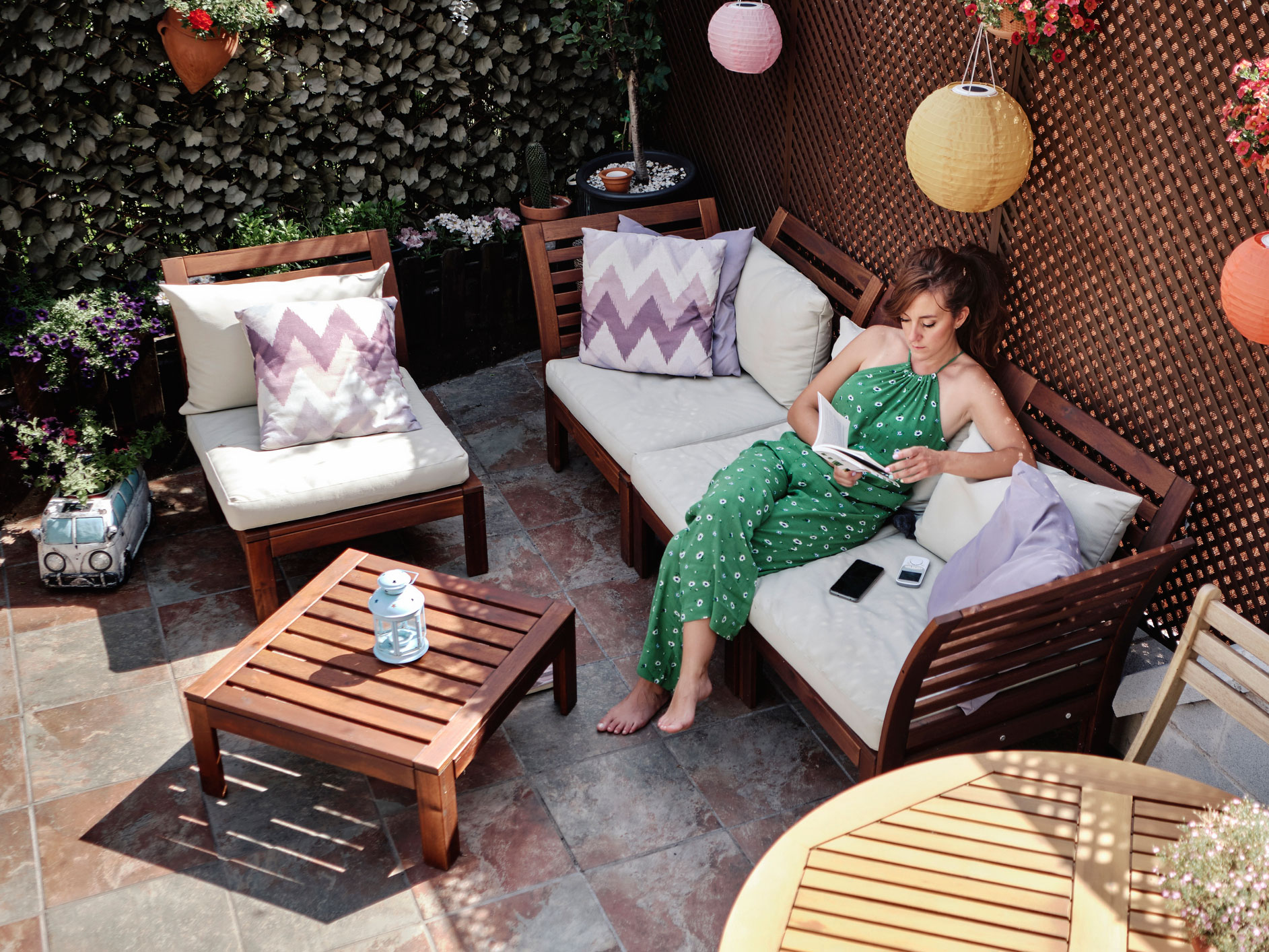 Orden en la terraza trucos para sacar partido a los espacios exteriores en primavera