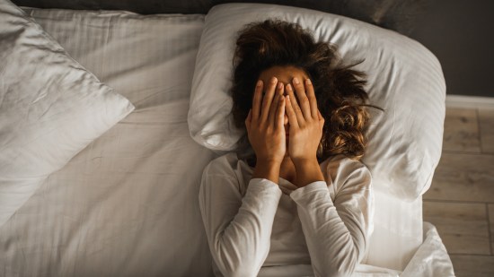 cómo afecta el insomnio a los problemas de salud mental