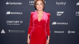 Nuevo matiz rubio de Ana Rosa Quintana