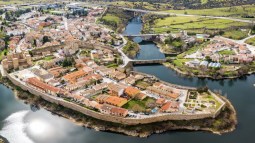 Imagen cortesía de la web www.turismomadrid.es (Créditos: Buitrago del Lozoya © Andrés García Martín. Shutterstock)