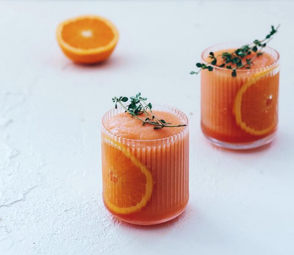 La receta viral del frozen Aperol Spritz: la bebida refrescante que triunfa en terrazas y redes sociales