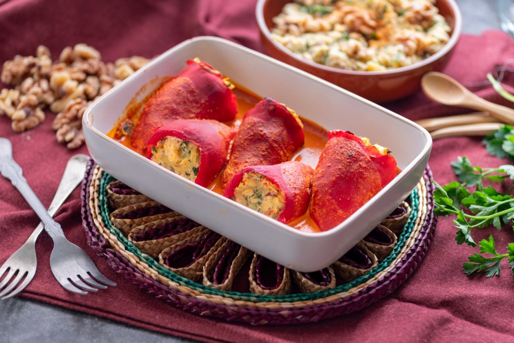 pimientos-del-piquillo-rellenos-version-fria-ideal-tupper