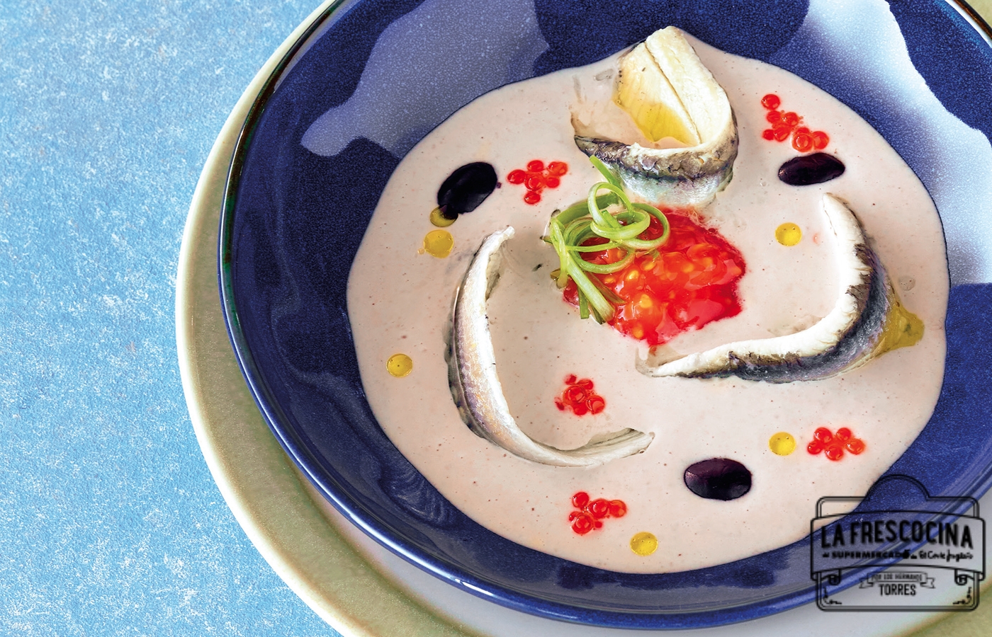 ajo-blanco-de-nueces-con-boquerones_0