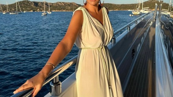 Sfera tiene ocho vestidos de nueva colección que las mujeres de + 50 agotarán porque son cómodos, bonitos y están tirados de precio