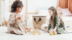 Almacenaje infantil en Ikea: seis productos tirados de precio para mantener orden en la habitación o el cuarto de juego de los niños