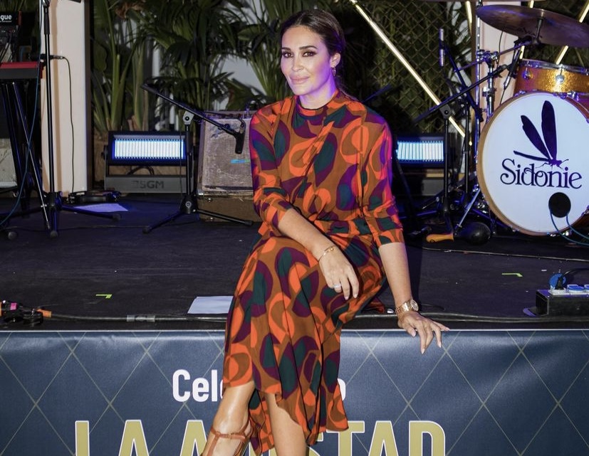 El Corte Inglés tiene diez vestidos para otoño que amarán las mujeres de +50 años porque son bonitos, cómodos y baratos