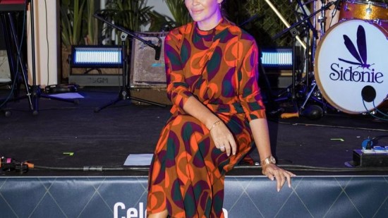 El Corte Inglés tiene diez vestidos para otoño que amarán las mujeres de +50 años porque son bonitos, cómodos y baratos