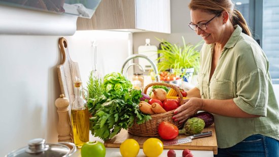 46 alimentos sanos con menos de 50 calorías que recomienda una nutricionista