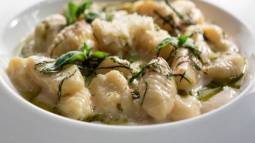 gettyimages-1306624251-612x612 (1)