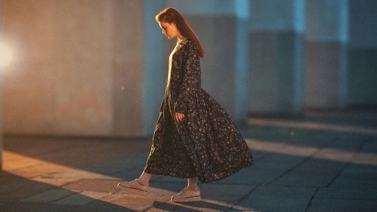 Los vestidos sueltecitos de H&M que las mujeres +50 están fichando para comprarlos rebajados en el Black Friday: bonitos y para todo tipo de ocasiones