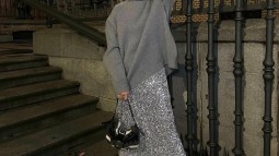 Las mujeres +50 agotarán para Navidad estos conjuntos de jersey y falda midi de Parfois porque son baratos, calentitos y cómodos