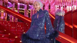 De Zara a Sfera: ocho vestidos de lentejuelas baratos, muy sutiles y elegantes que triunfan entre las mujeres +50 para Navidad