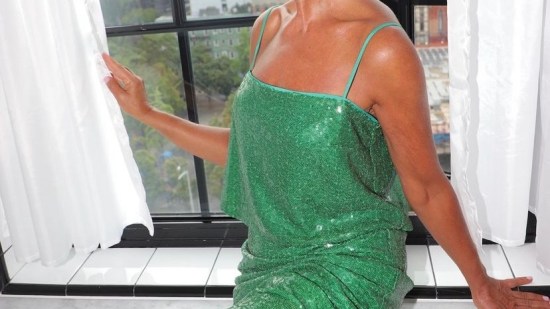 Mango tiene los conjuntos de fiesta con los que las mujeres +50 irán arregladas y cómodas en fin de año sin pensar mucho