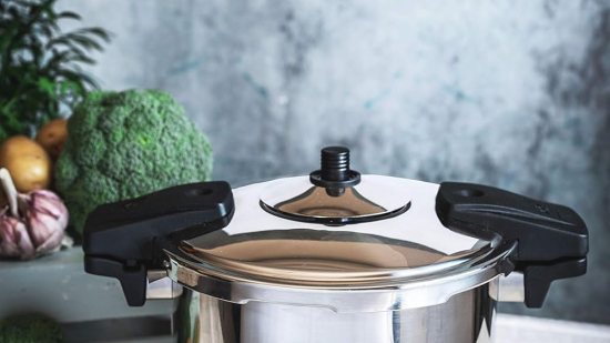 Olla exprés de Jata