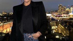 Las americanas de Massimo Dutti que las mujeres +50 están fichando para comprar en rebajas y que ya tienen descuento