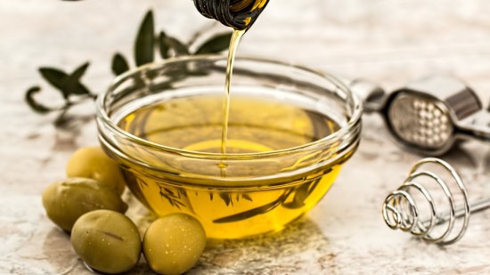 olive-oil-968657_1280
