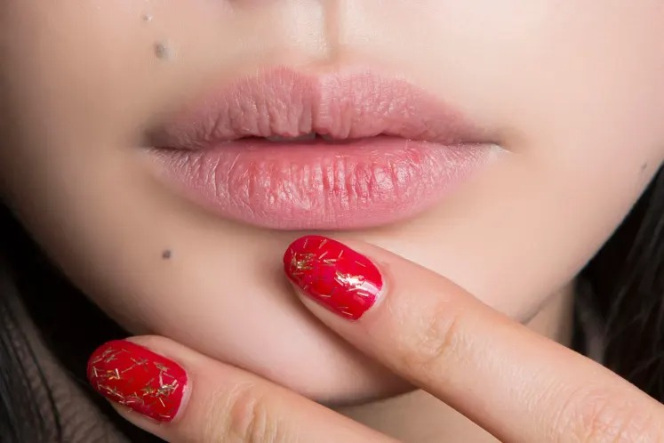 Manicura navideña - Imagen: Launchmetrics Spotlight