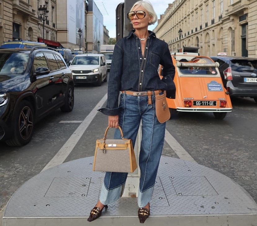 Mango Outlet tiene seis vaqueros por menos de 10 euros que agotarán las mujeres +50 en las rebajas porque son cómodos y estilizan